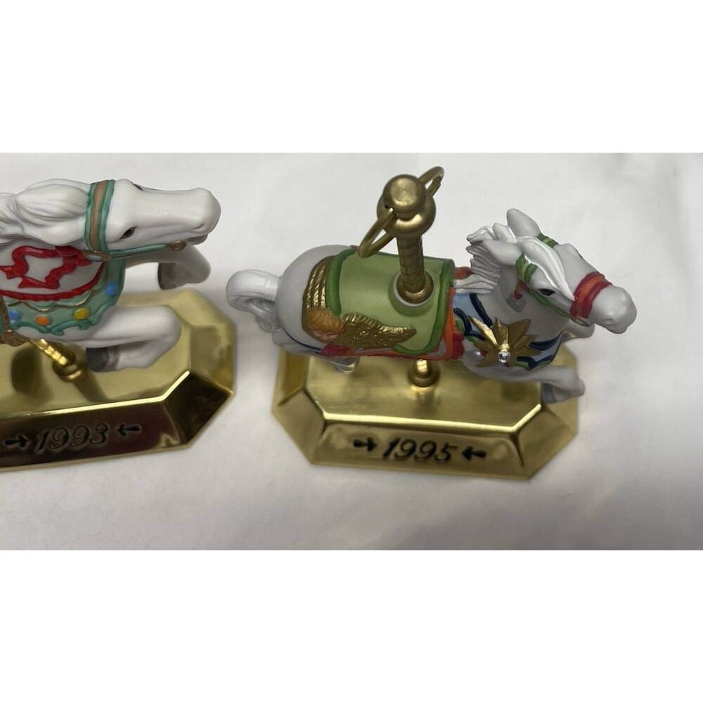 Lot 3 Hallmark Mini Carousel Christmas Horses Ornaments 1992 1993 1995 Christmas - Picture 7 of 13